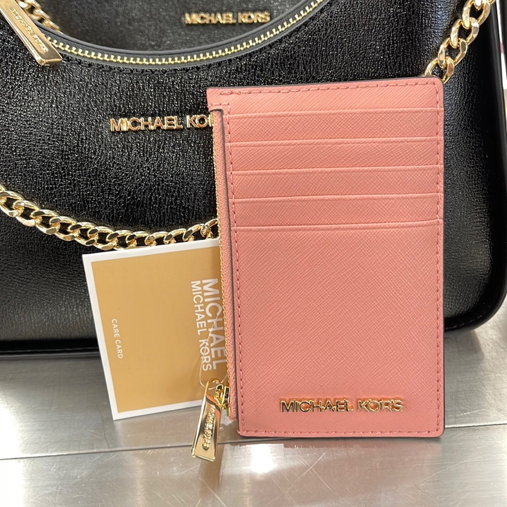 MICHAEL KORS
Jet Set Travel Medium Top Zip Leather Card Case Wallet
Primrose
NWT - Picture 12 of 16